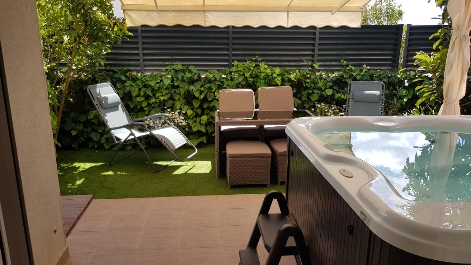 Salvia Apartment With Private Jacuzzi Сплит Екстериор снимка